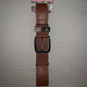 Mossy oak leather belt